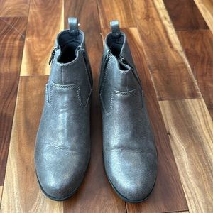 EUC Pewter Booties